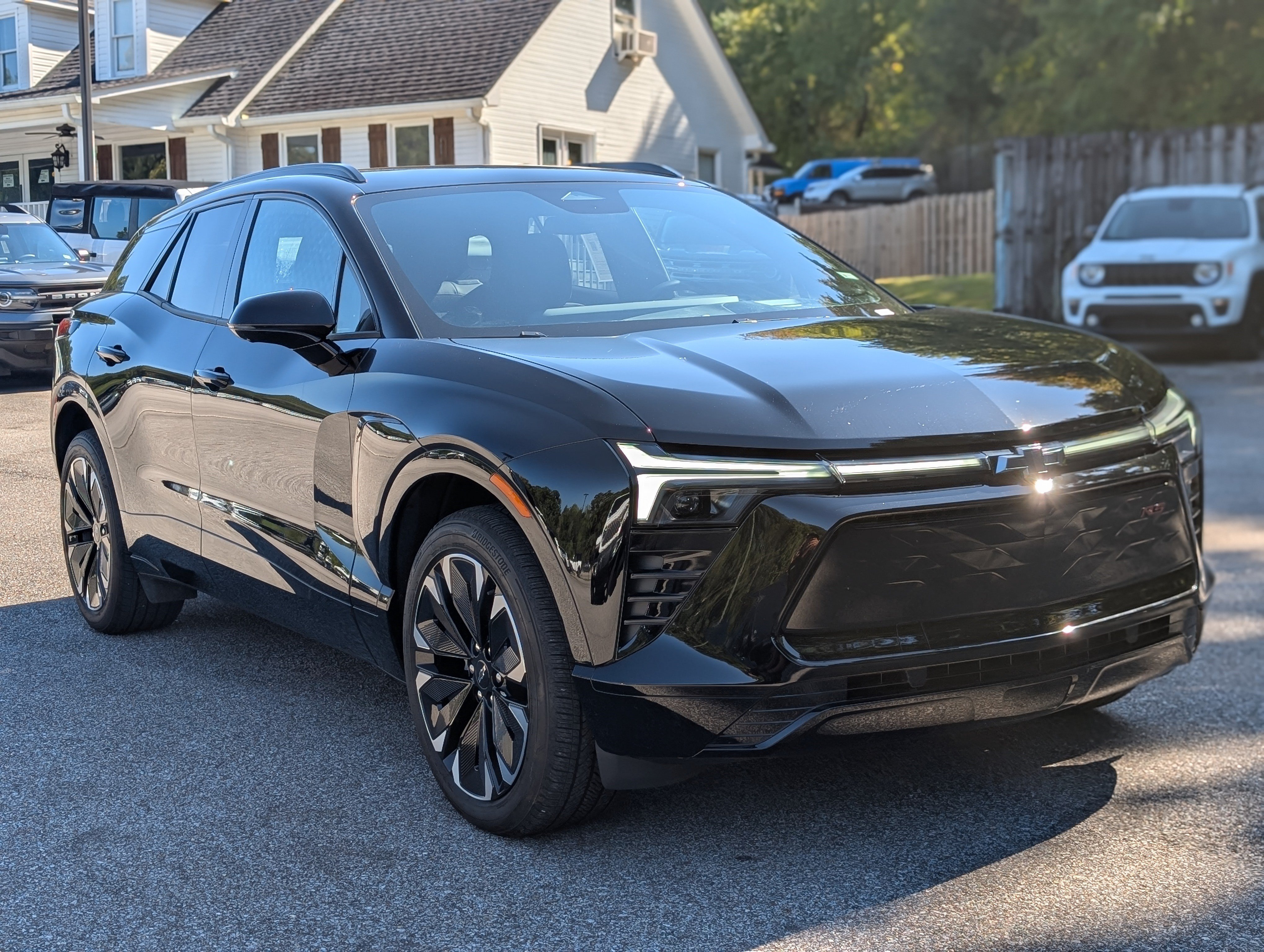 Used 2025 Chevrolet Blazer EV RS AWD/4WD image 11
