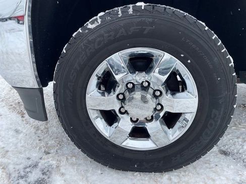 Used 2017 GMC Sierra 2500 SLE image 28