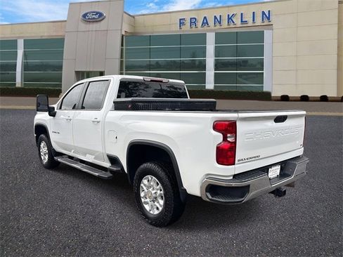 Used 2024 Chevrolet Silverado 2500 LT image 5