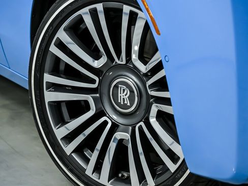 Used 2023 Rolls-Royce Ghost image 4