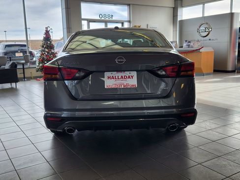 New 2025 Nissan Altima 2.5 SL image 4