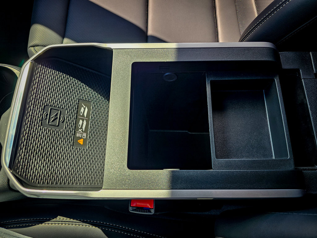 New 2027 GMC Terrain Elevation w/ Elevation Premium Package AWD/4WD image 27