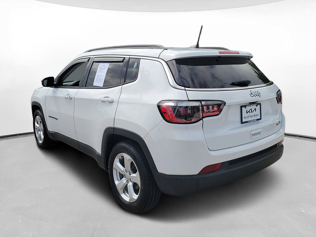 Used 2022 Jeep Compass Latitude FWD image 6