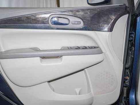 Used 2015 Buick Enclave Leather image 10