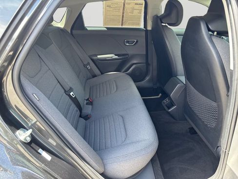Used 2025 Kia K4 EX FWD image 13