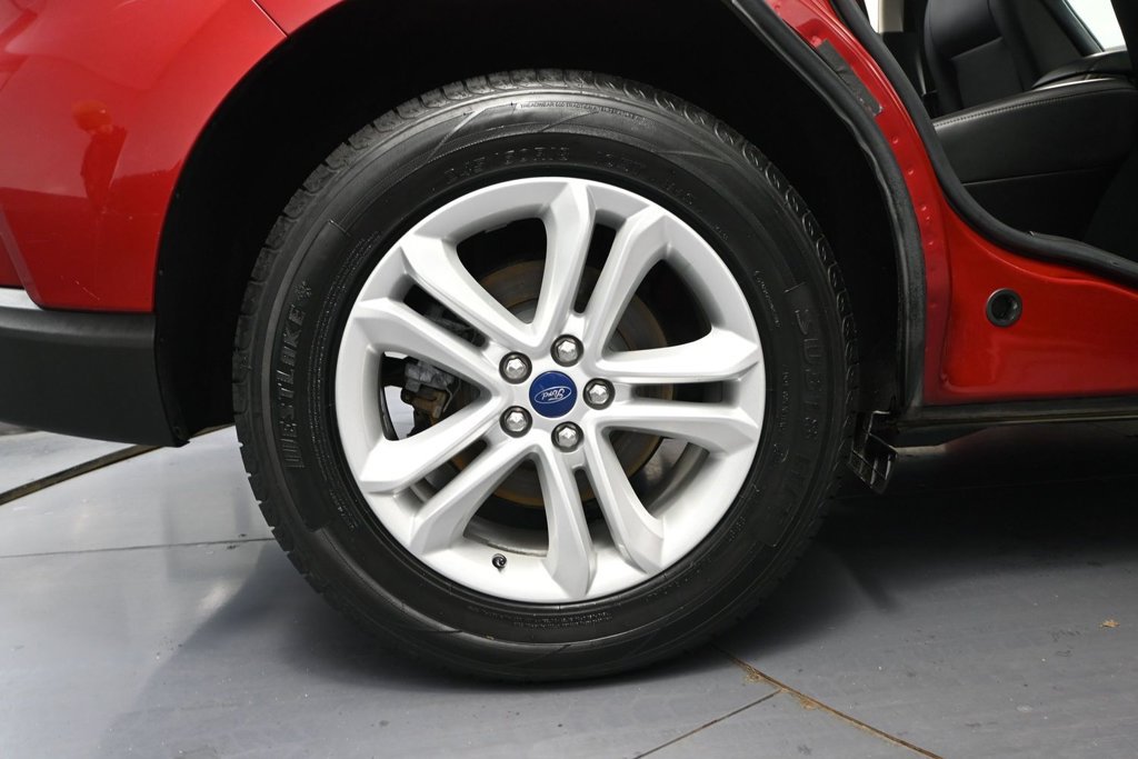 Used 2020 Ford Edge SEL w/ Cold Weather Package AWD/4WD image 11