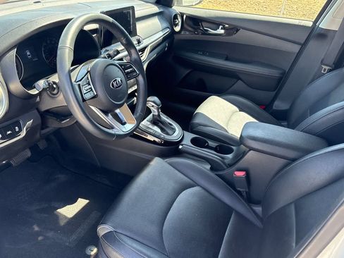 Used 2019 Kia Forte EX FWD image 14