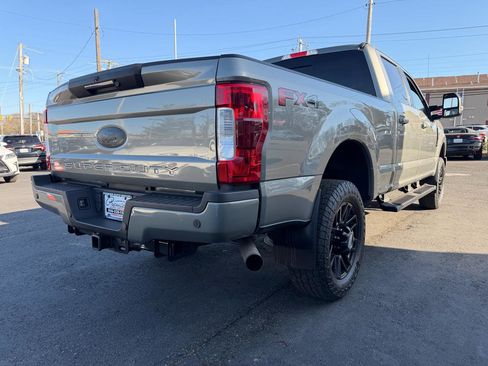 Used 2019 Ford F250 Lariat w/ Lariat Ultimate Package image 5