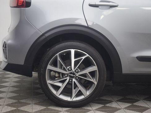 Used 2022 Kia Niro Touring Special Edition FWD image 33