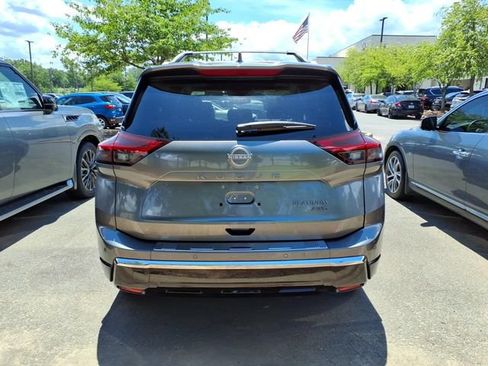 Used 2026 Nissan Rogue Platinum w/ Platinum Premium Package AWD/4WD image 7
