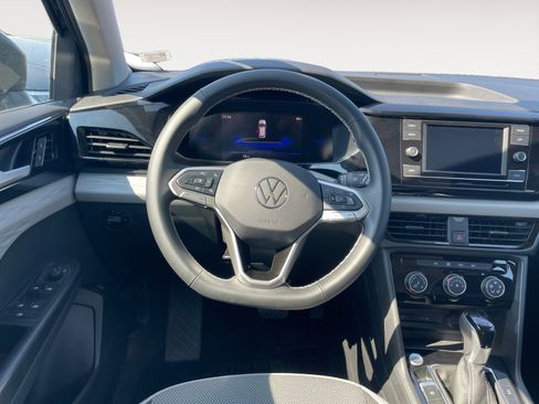 Used 2024 Volkswagen Taos S FWD image 11