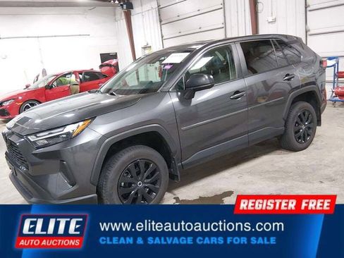 Used 2023 Toyota RAV4 LE AWD/4WD image 3