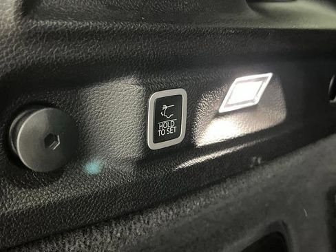 Used 2024 Jeep Grand Cherokee L Summit image 16