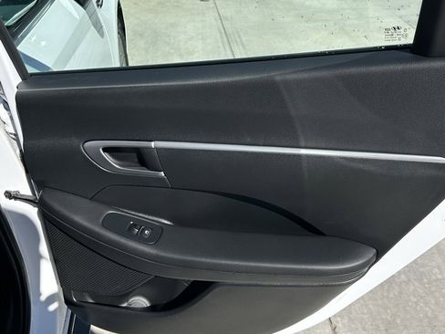 Used 2025 Hyundai Sonata SE image 18