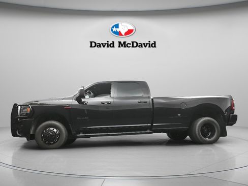 Used 2024 RAM 3500 Laramie w/ Night Edition AWD/4WD image 31