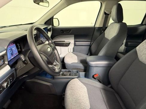 Used 2025 Ford Maverick XLT w/ Equipment Group 302A image 32