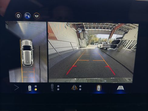 New 2026 Chevrolet Equinox ACTIV image 18