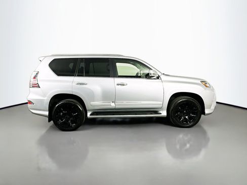 Used 2018 Lexus GX 460 Premium w/ Premium Package AWD/4WD image 8