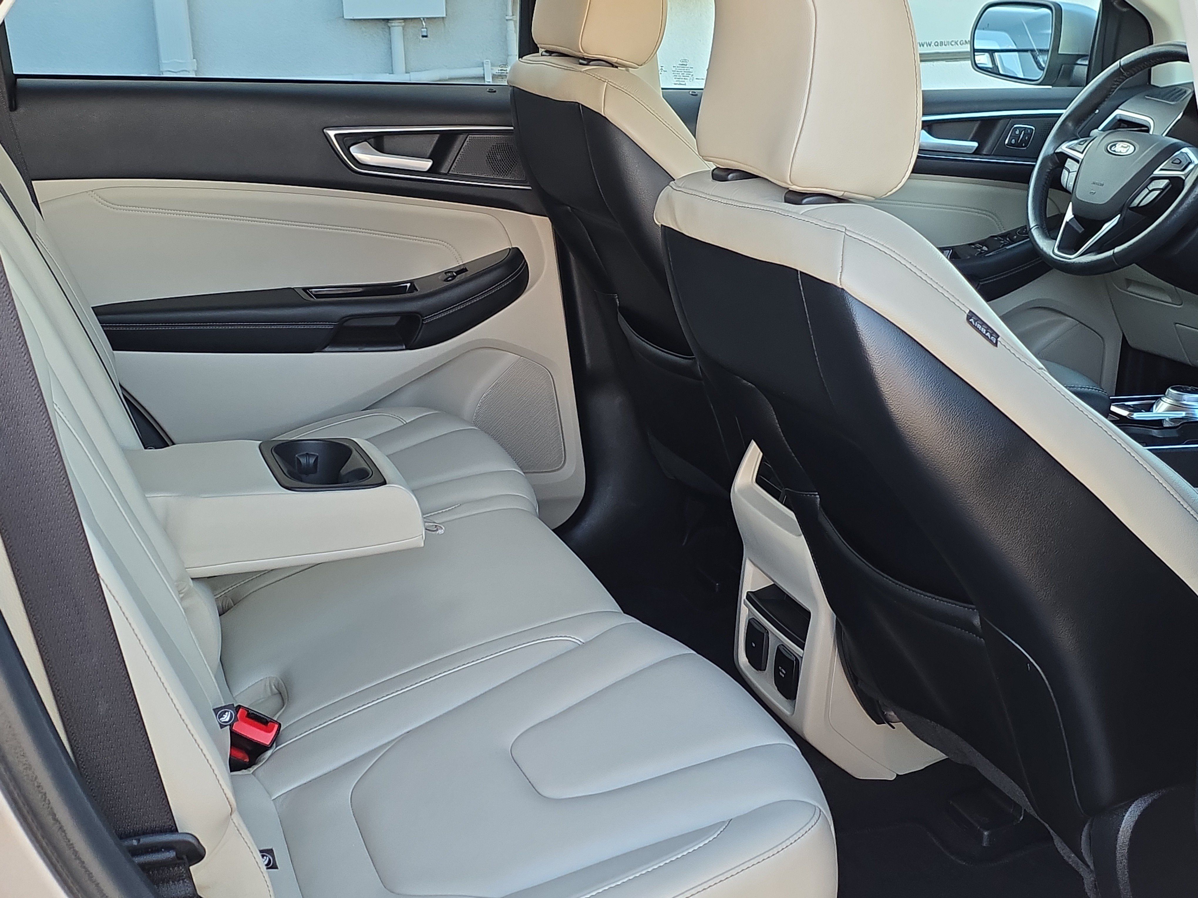 Used 2020 Ford Edge Titanium w/ Cargo Accessory Package AWD/4WD image 28