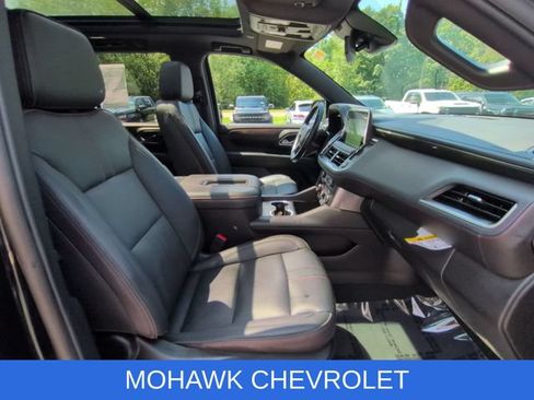 Used 2024 Chevrolet Tahoe RST w/ Luxury Package AWD/4WD image 29