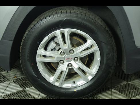 Used 2023 GMC Terrain SLE w/ Driver Convenience Package AWD/4WD image 7
