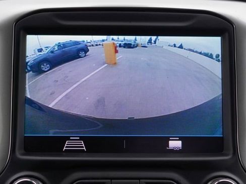 Used 2020 Chevrolet Silverado 1500 LT w/ All-Star Edition image 28