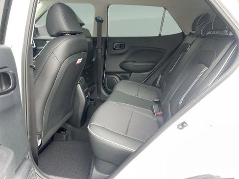 New 2026 Hyundai Venue SEL image 17