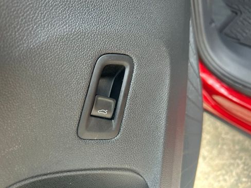 Certified 2024 Volkswagen Atlas Cross Sport SEL image 57