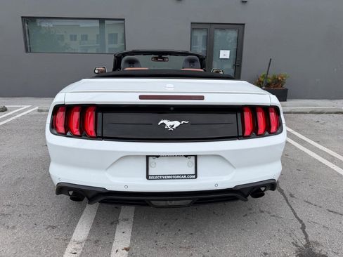 Used 2019 Ford Mustang Premium RWD image 17