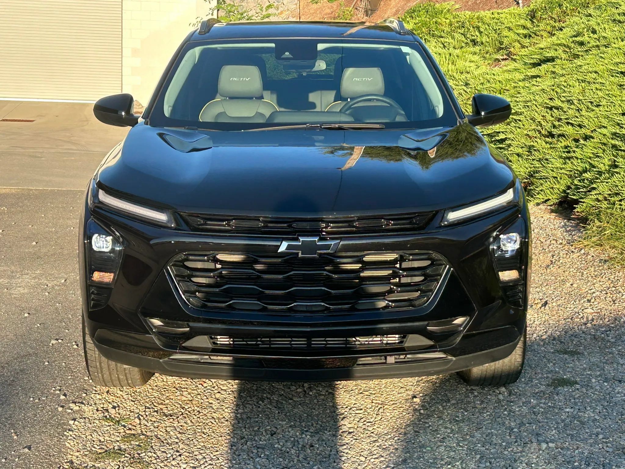Used 2025 Chevrolet Trax ACTIV w/ Driver Confidence Package FWD image 3