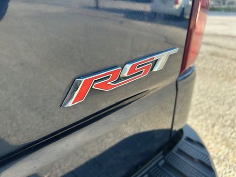 Used 2022 Chevrolet Silverado 1500 RST AWD/4WD image 6