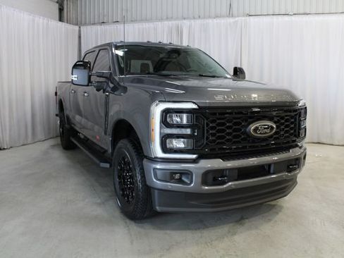New 2026 Ford F250 Lariat w/ Black Appearance Package AWD/4WD image 38