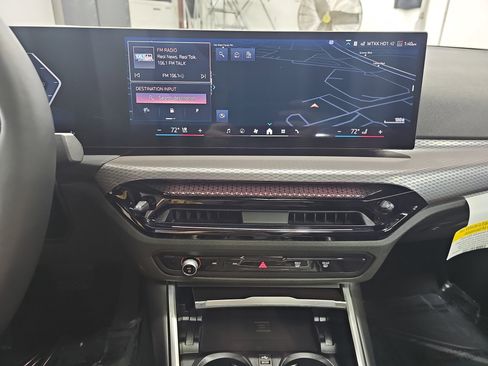 New 2025 BMW 330i xDrive Sedan w/ Convenience Package image 22