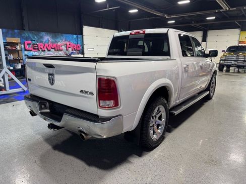 Used 2016 RAM 1500 Laramie w/ Convenience Group AWD/4WD image 5