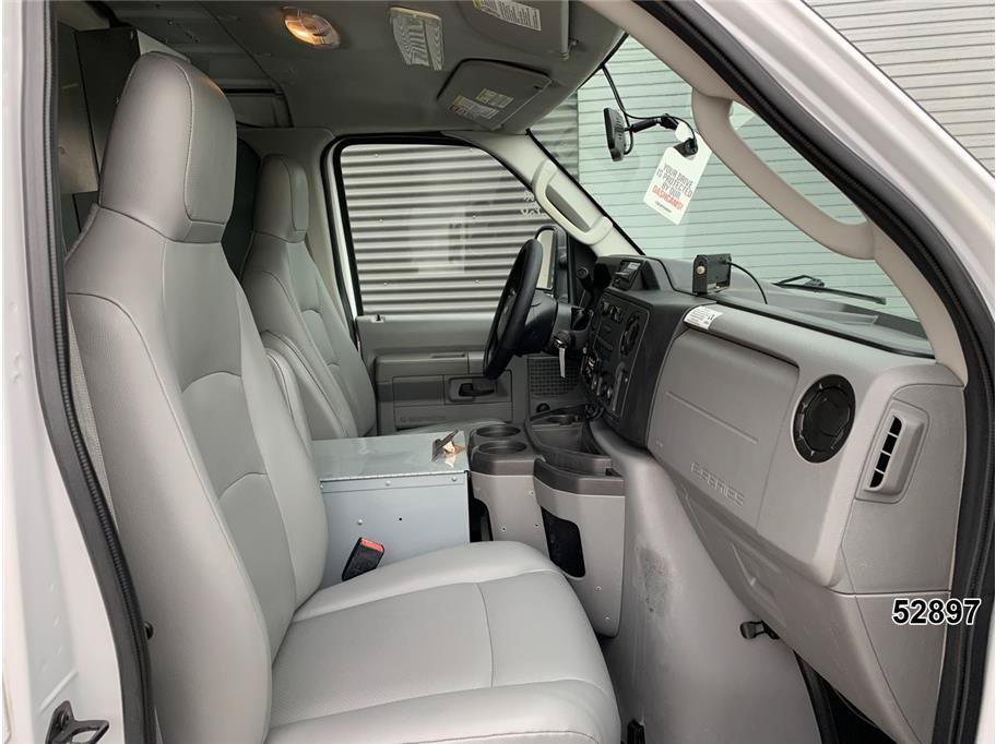 Used 2014 Ford E-350 and Econoline 350 Super Duty RWD image 29