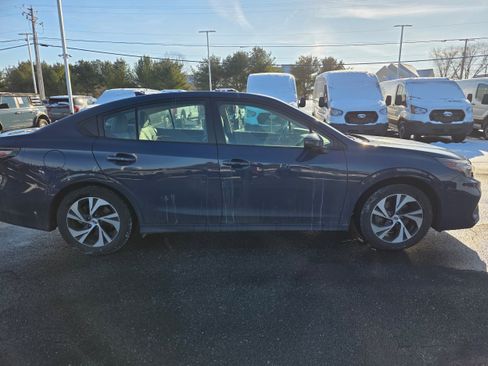 Used 2024 Subaru Legacy Premium image 4