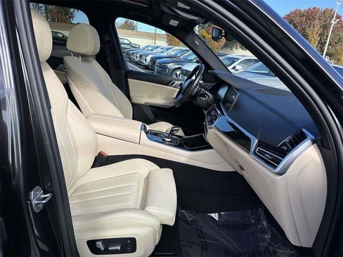 Used 2021 BMW X5 xDrive40i w/ Convenience Package image 12