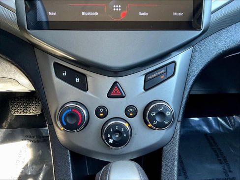 Used 2013 Chevrolet Sonic LT FWD image 13