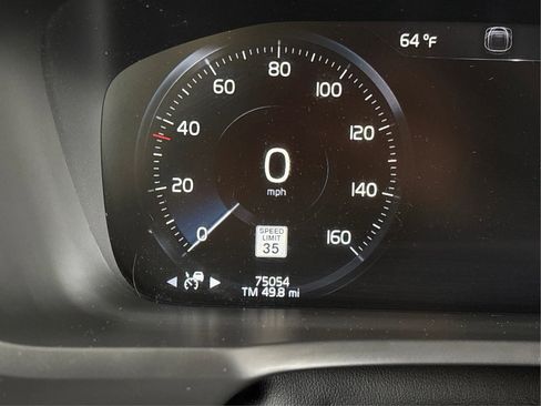 Used 2020 Volvo XC90 T6 Momentum AWD/4WD image 49