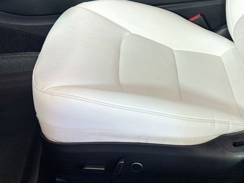 Used 2021 Tesla Model 3 Performance image 17