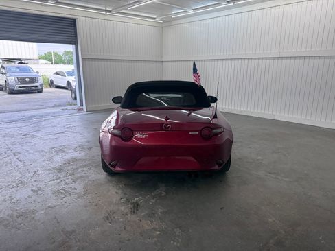 Used 2016 MAZDA MX-5 Miata Grand Touring RWD image 6