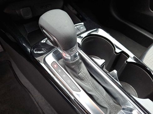 Used 2025 Chevrolet Trax LT w/ Driver Confidence Package image 14