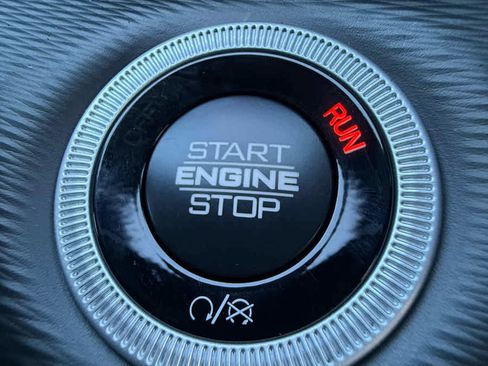 New 2025 Jeep Grand Cherokee Altitude image 26