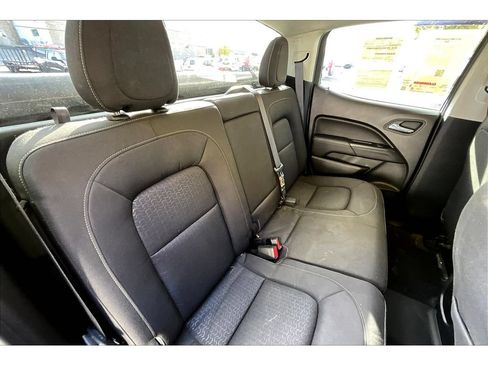 Used 2015 GMC Canyon SLE AWD/4WD image 25