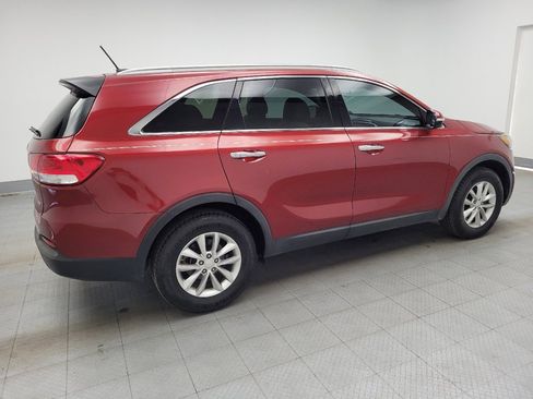 Used 2017 Kia Sorento FWD image 10