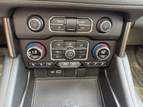 Used 2022 Chevrolet Tahoe High Country w/ Max Trailering Package AWD/4WD image 14