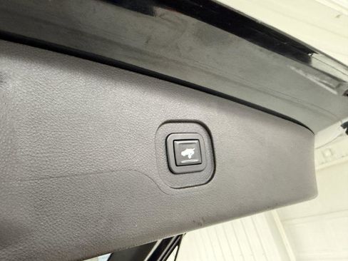 Used 2010 Chevrolet Equinox LTZ image 29