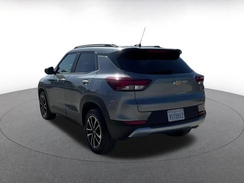 Used 2025 Chevrolet TrailBlazer LT image 11