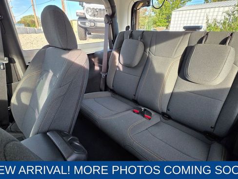 Used 2025 Jeep Wrangler Sport image 13