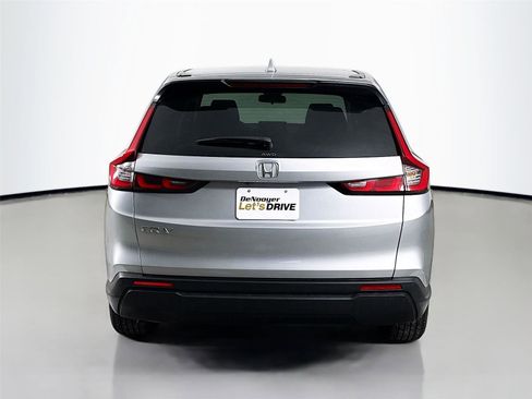 Used 2023 Honda CR-V EX image 8